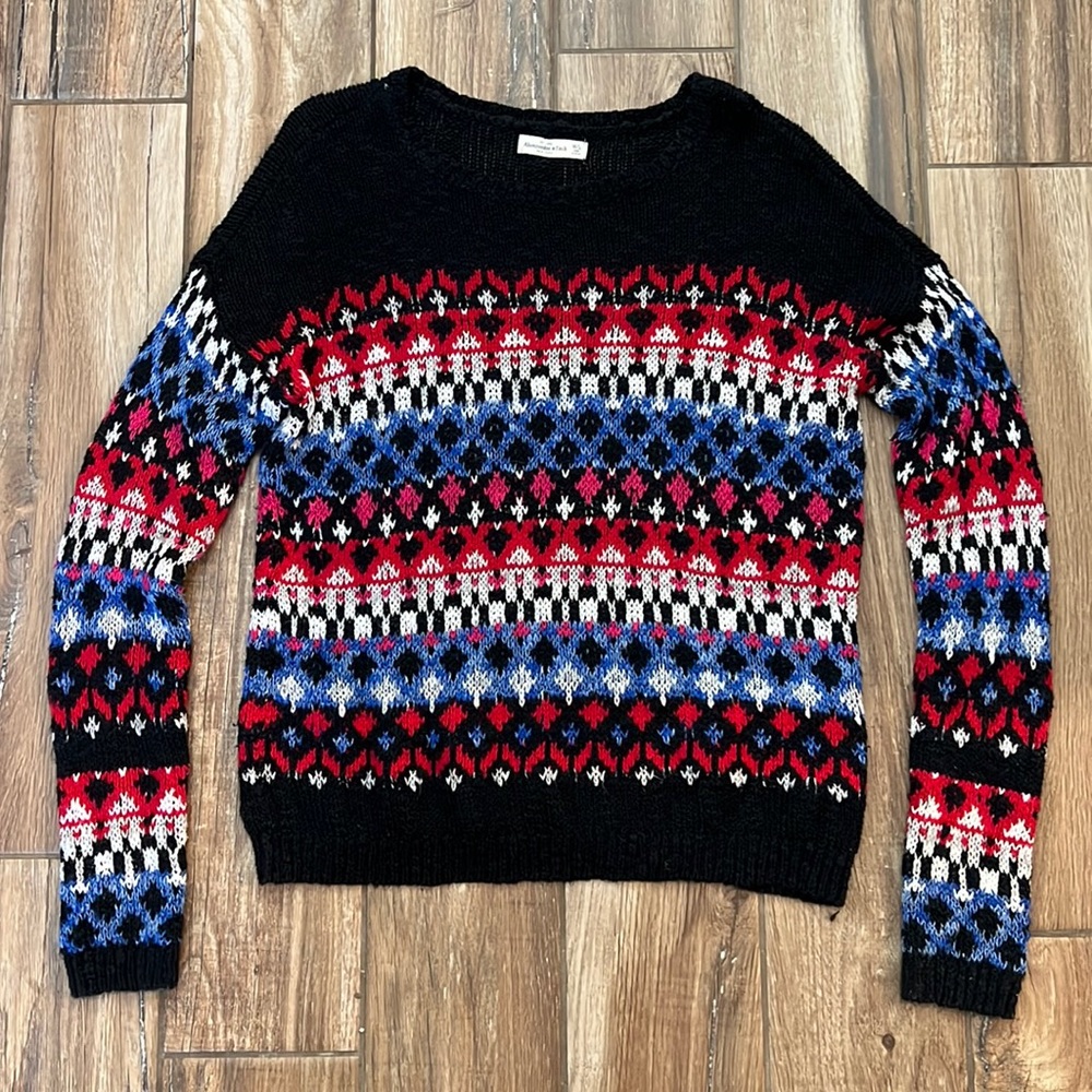 Abercrombie women’s sweater size M/L